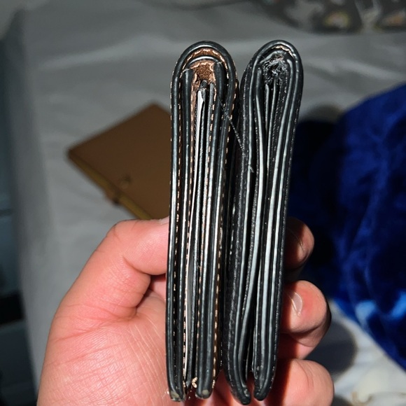 2 Coach Slim Billfold wallets - Picture 7 of 9